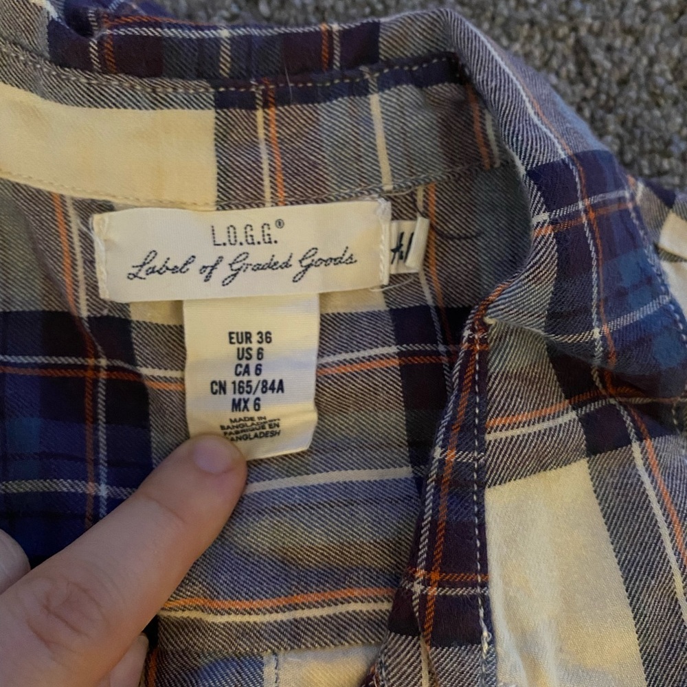 H&M flannel - Picture 3 of 3